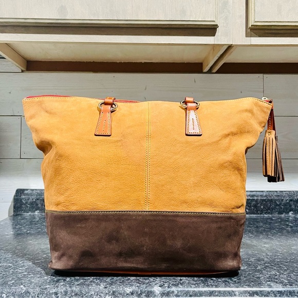 NWOT Lg Suede Toby Tote - Picture 5 of 11
